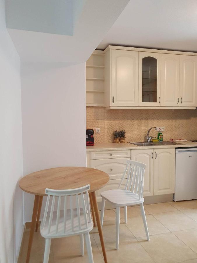 Mevi Apartments Naxos City Екстериор снимка
